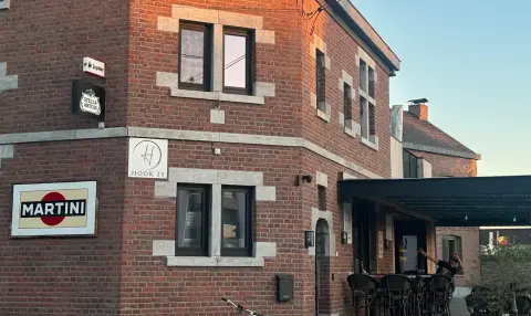 Cafe hook 23