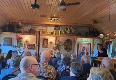 Muzuekcafe cash arnhem gelderland 1
